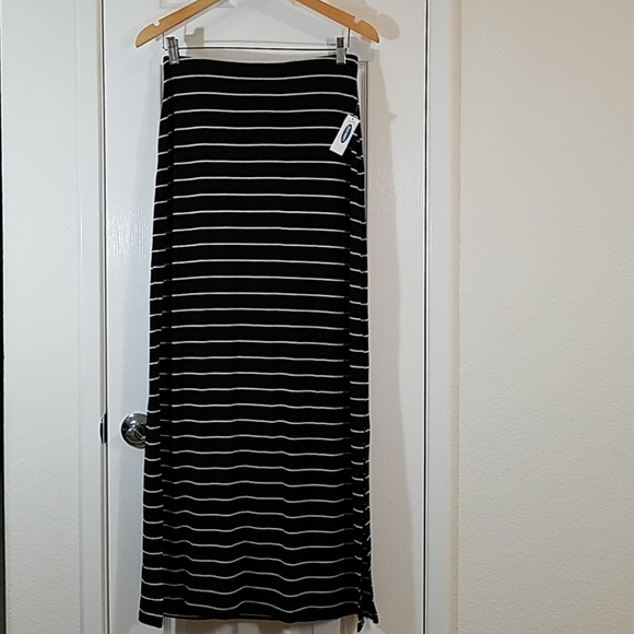 Old Navy Dresses & Skirts - Old Navy Maxi Skirt Old Navy Dresses & Skirts - Old Navy Maxi Skirt